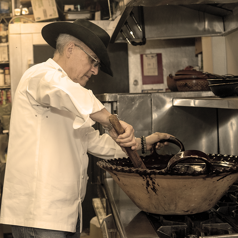 Chef Fernando Olea preparing mole